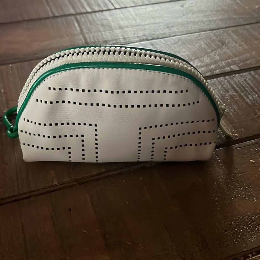 Tory burch sport pouch/key holder